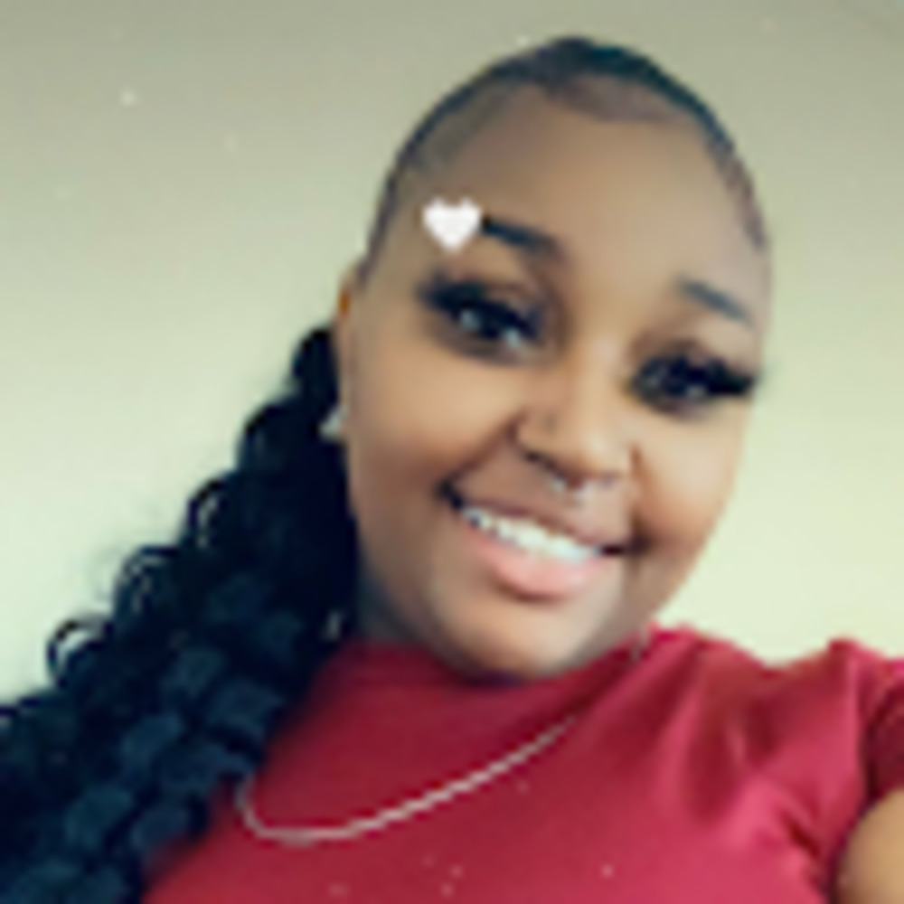 Meet your Posher, Deandra